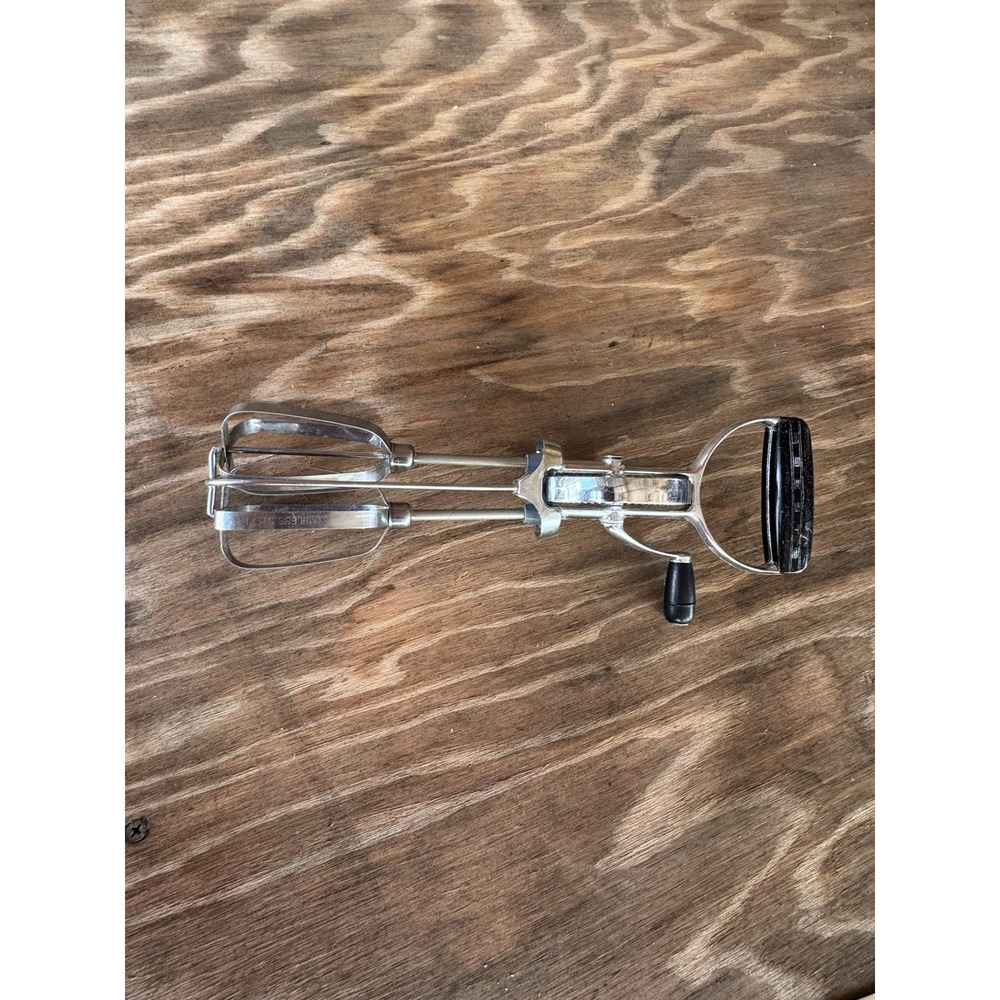 Vintage Ecko Best Hand Held Mixer Egg Beater Black Handle Stainless Steel USA